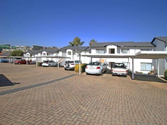 Apartment for rent in Nooitgedacht, Gauteng