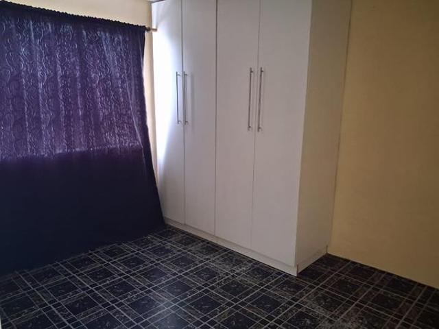 Apartment for rent in Seaview, Kwazulu-natal