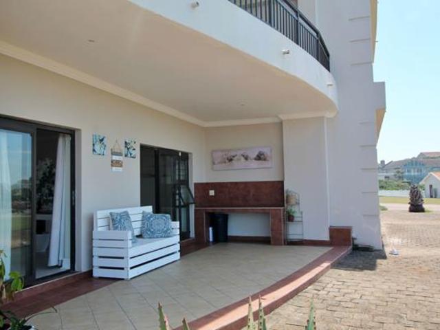 Apartment for sale in Bushmans River Mouth, Eastern Cape