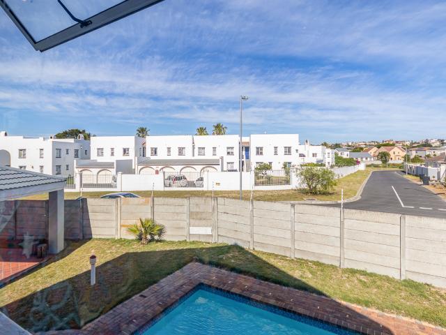 Apartment for sale in Western Cape