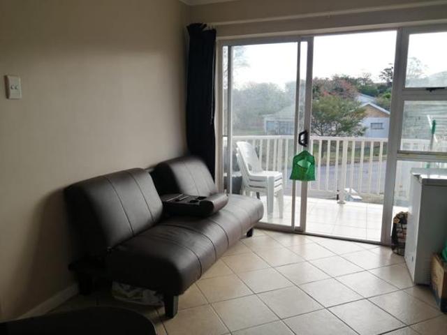 Apartment for rent in Makhanda, Makana Local Municipality