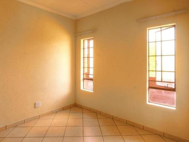 Apartment for rent in Waterkloof, Gauteng