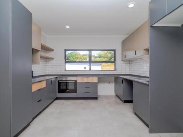 Apartment for sale in Tongaat Beach, Kwazulu-natal