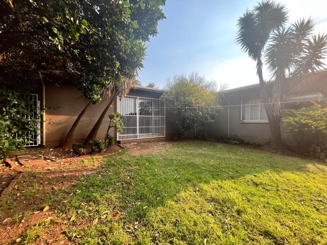 Apartment for rent in Vosloorus, Gauteng