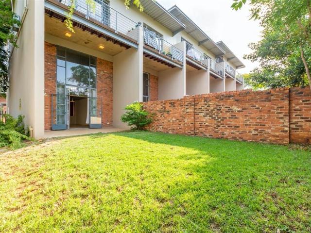 Apartment for sale in Vosloorus, Gauteng