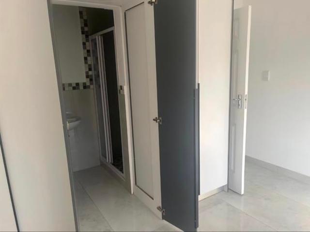 Apartment for rent in Seaview, Kwazulu-natal