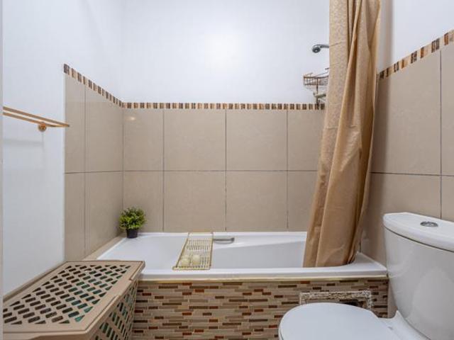 Apartment for rent in Seaview, Kwazulu-natal
