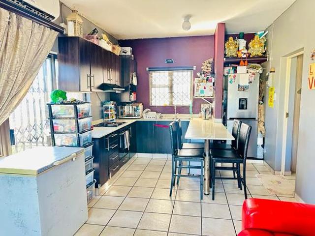 Apartment for sale in UMhlathuze Municipality, Kwazulu-natal