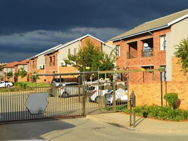 Apartment for rent in Nooitgedacht, Gauteng