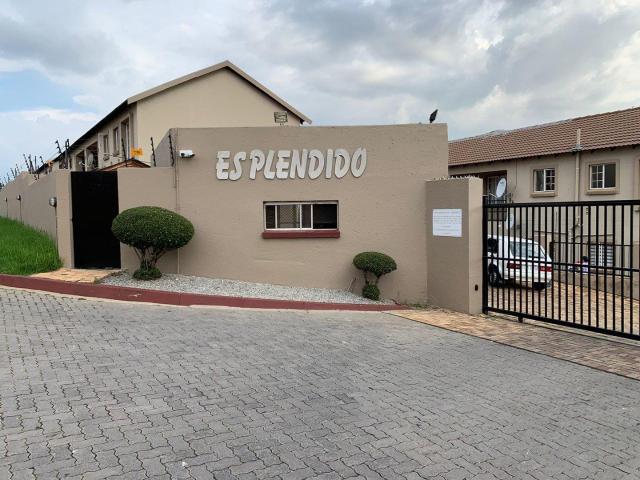 Apartment for sale in Nooitgedacht, Gauteng