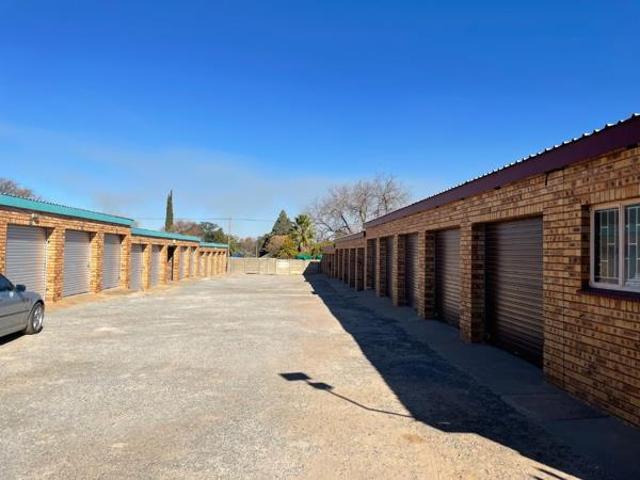Apartment for sale in Dr Kenneth Kaunda, North West