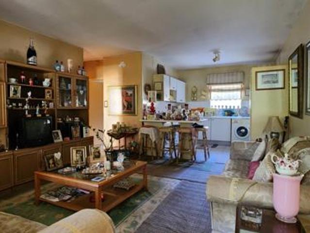 Apartment for sale in Dr Kenneth Kaunda, North West
