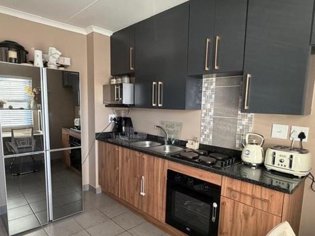 Apartment for rent in Waterkloof, Gauteng