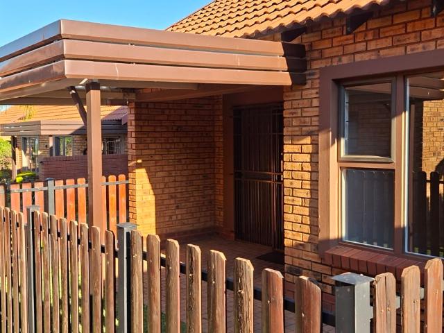 Apartment for sale in Waterkloof, Gauteng