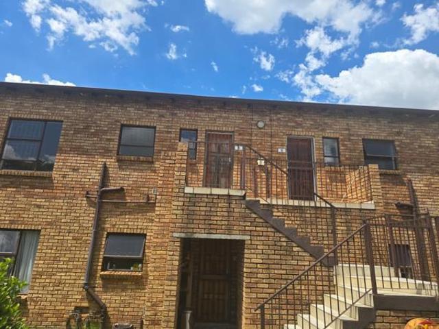 Apartment for rent in Nooitgedacht, Gauteng