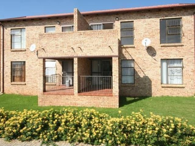 Apartment for rent in Nooitgedacht, Gauteng