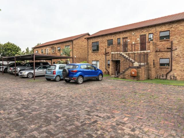 Apartment for sale in Nooitgedacht, Gauteng