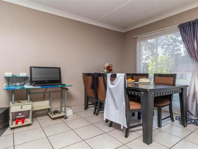 Apartment for sale in Vosloorus, Gauteng