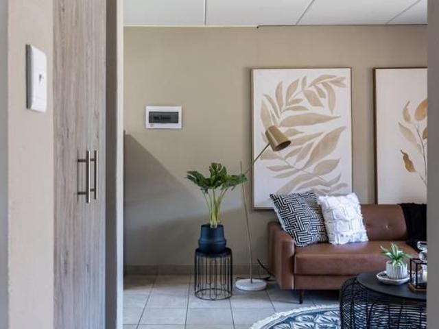 Apartment for rent in Waterkloof, Gauteng