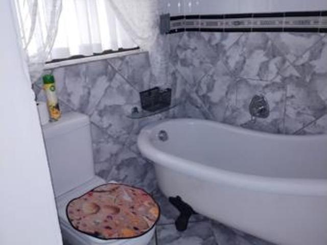 Apartment for rent in Seaview, Kwazulu-natal