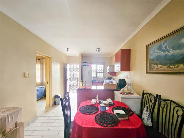 Apartment for sale in Seaview, Kwazulu-natal