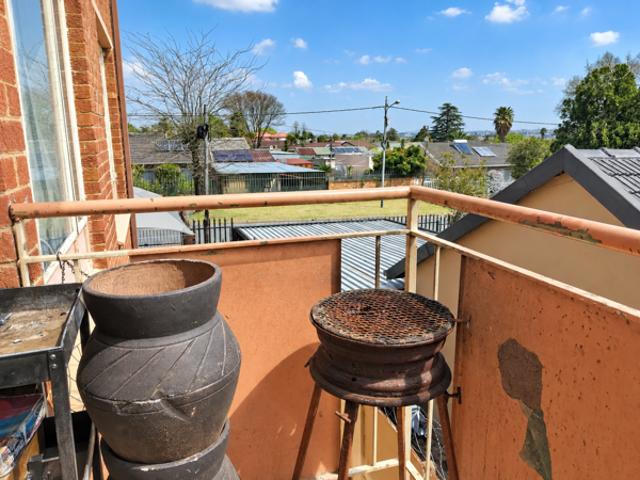 Apartment for sale in West Rand Garden estates, Westonaria Local Municipality
