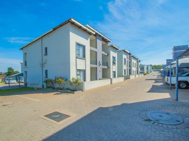 Apartment for sale in Nooitgedacht, Gauteng