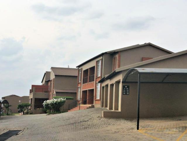 Apartment for sale in Nooitgedacht, Gauteng