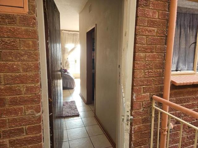 Apartment for sale in West Rand Garden estates, Westonaria Local Municipality