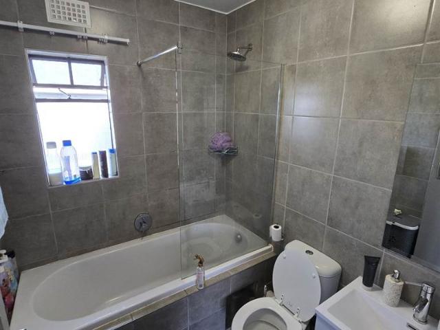 Apartment for sale in Waterkloof, Gauteng