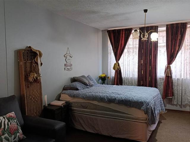 Apartment for sale in Waterkloof, Gauteng