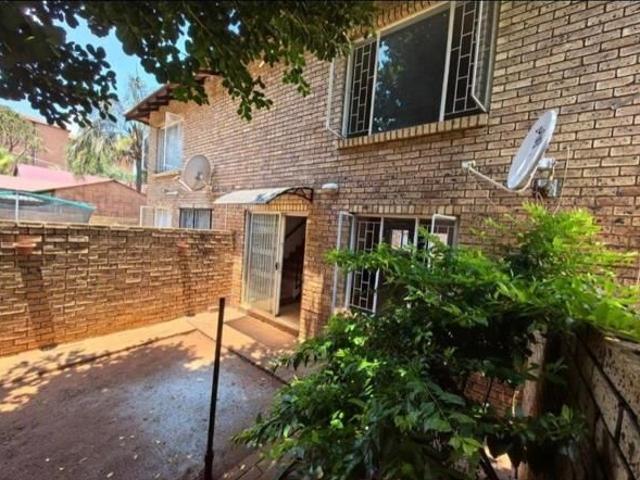 Apartment for rent in Waterkloof, Gauteng