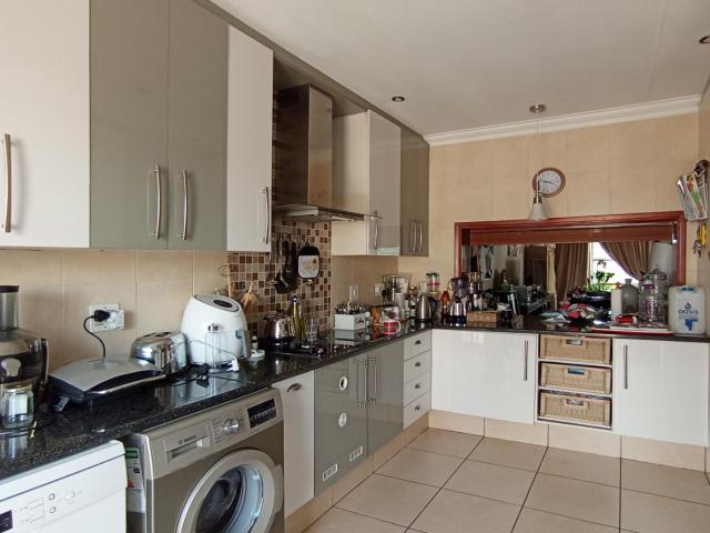 Apartment for sale in Alexandra, Gauteng