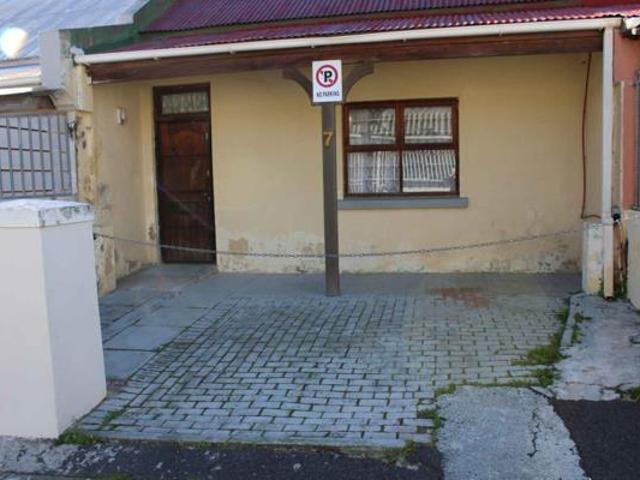 Apartment for sale in Cape Town, Western Cape