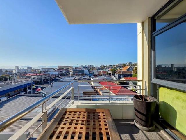 Apartment for sale in Cape Town, Western Cape