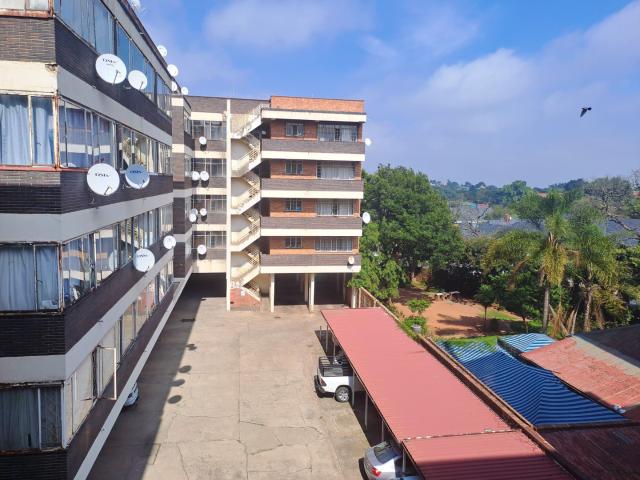 Apartment for sale in Vosloorus, Gauteng