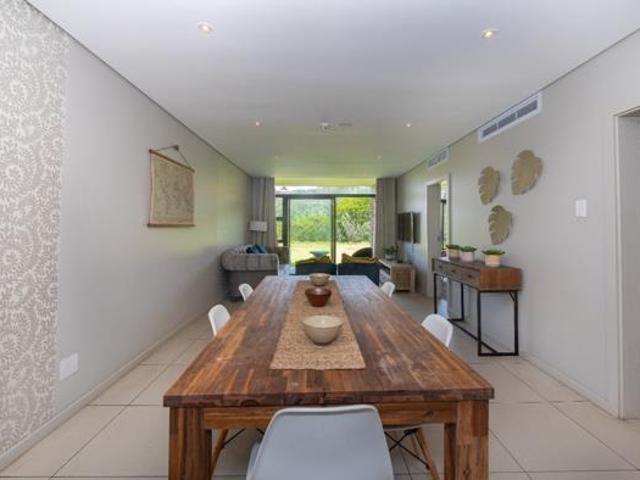 Apartment for sale in Princess Grant, Kwazulu-natal