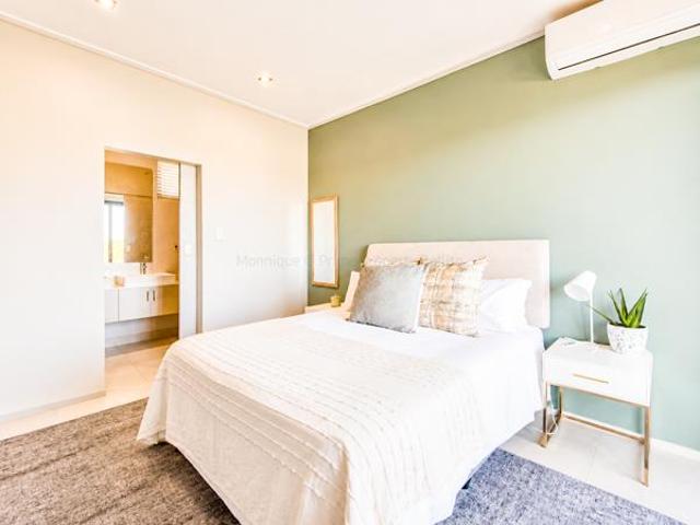 Apartment for sale in Princess Grant, Kwazulu-natal