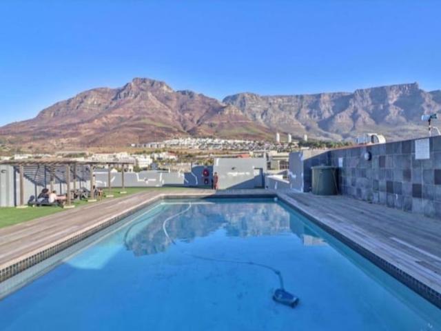 Apartment for rent in Southern Suburbs, Western Cape