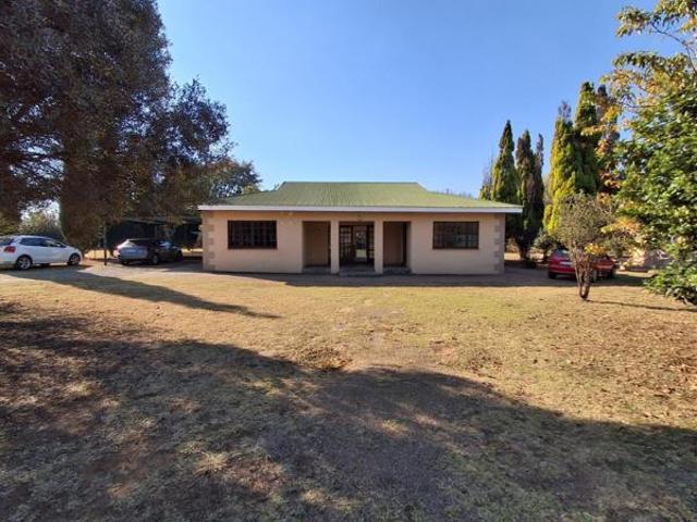 Apartment for rent in Waterkloof, Gauteng