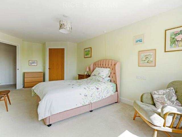 Apartment for rent in Fleet, Hart
