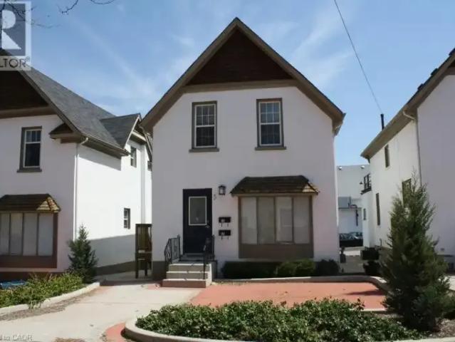 Apartment for rent in City Commercial Core, Kitchener