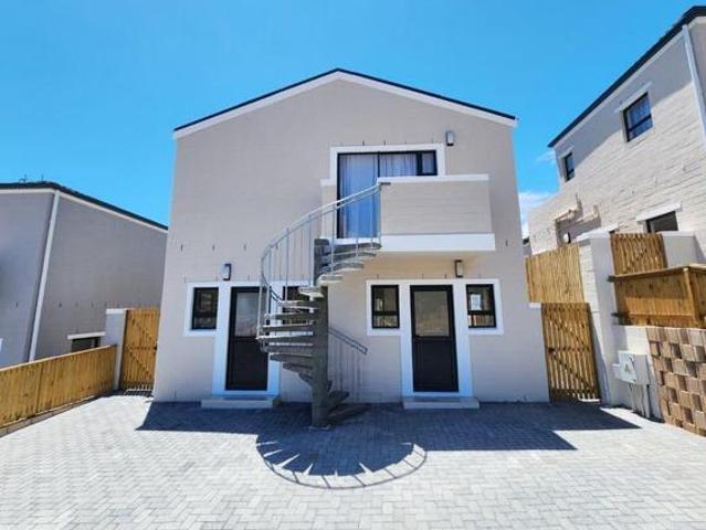 Apartment for sale in Simons Town, Western Cape