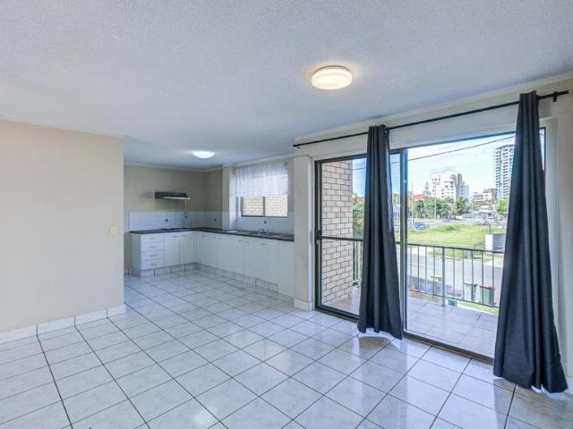 Apartment for rent in Labrador, Gold Coast City