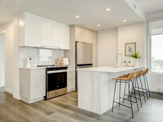 Apartment for rent in Chomedey, Quebec