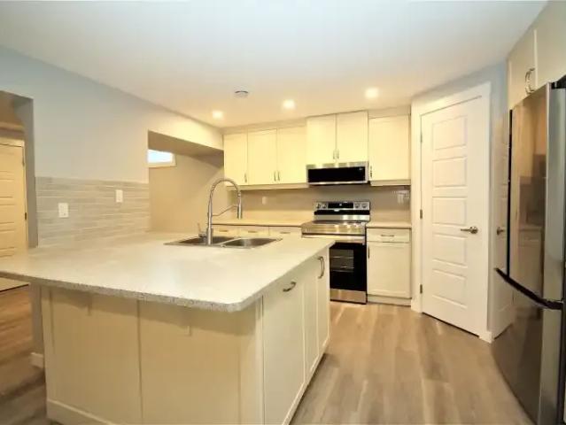 Apartment for rent in Rolly View, Alberta