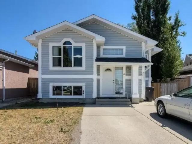 Apartment for rent in Indian Battle Heights, Lethbridge