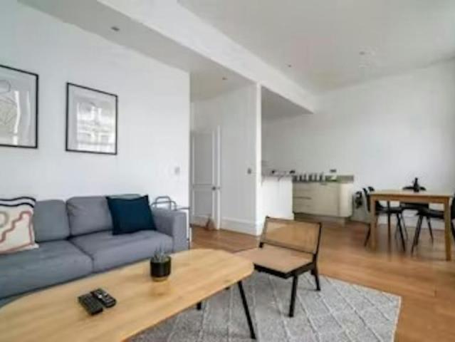 Apartment for rent in South Kensington, Greater London