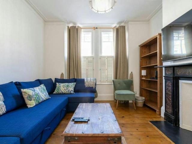 Apartment for rent in Clapham Junction, Greater London