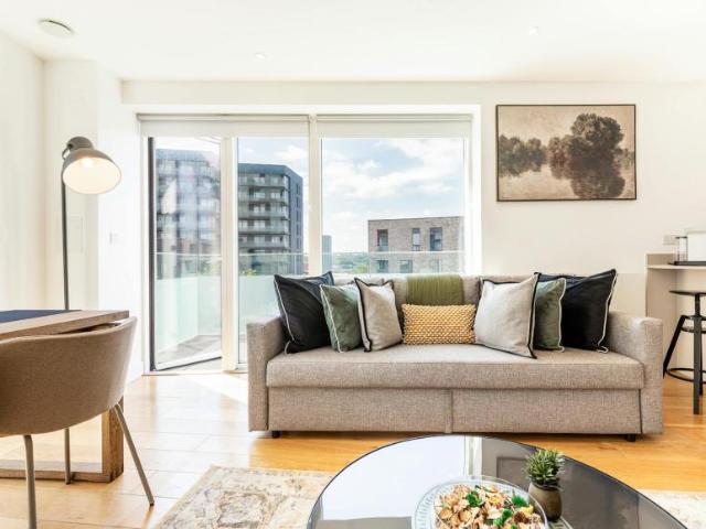Apartment for rent in East Greenwich, Greater London